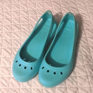 Crocs Kadee Women's 7 teal water shoes garden